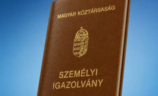 Augusztusban érvényüket vesztik a könyv formátumú személyazonosító igazolványok